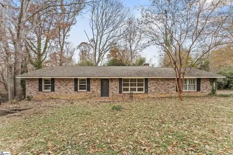 136 Holly Cir, Greer, SC 29651