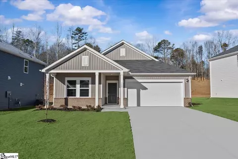 588 Cozy Bluff Rd, Spartanburg, SC 29301