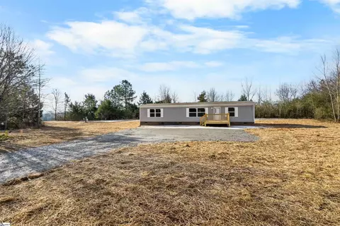 1691 Park Rd, Fountain Inn, SC 29644