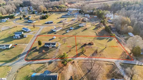 685 Apple Orchard Rd, Inman, SC 29349