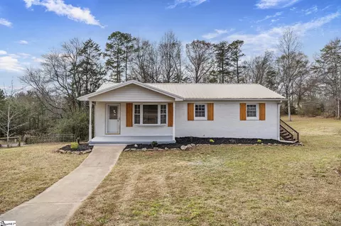 118 Southview Dr, Central, SC 29630