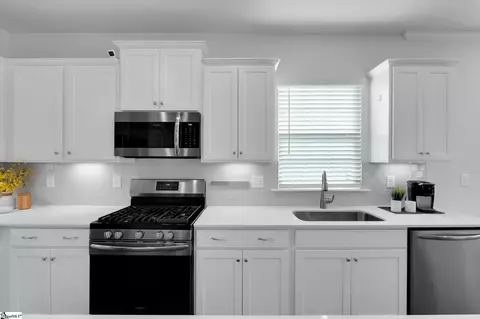 Kitchen - 209 Grassy Creek Way, Pendleton, SC 29670 photo 4 of 4