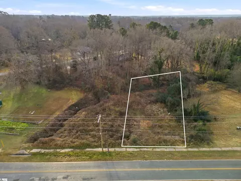 435 W Hayne St, Woodruff, SC 29388