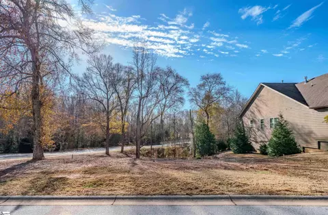1 Quiet Creek Cour Ct, Simpsonville, SC 29681