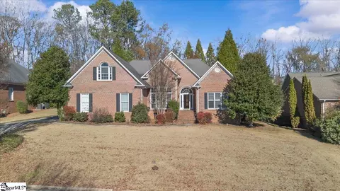 523 Meadowsweet Ln, Greenville, SC 29615