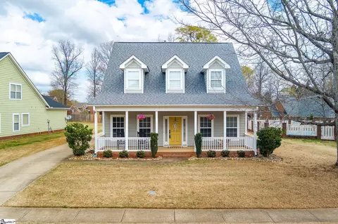 120 Gossamer Dr, Boiling Springs, SC 29316