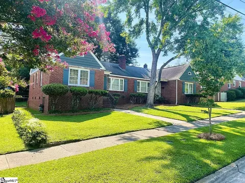 202 Robinson St, Greenville, SC 29609
