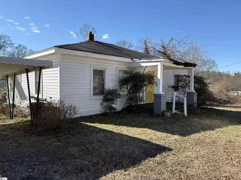 305 N Palmetto St, Liberty, SC 29657