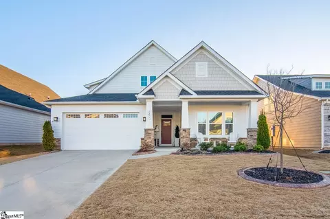 1277 Fiddletree Ln, Woodruff, SC 29388