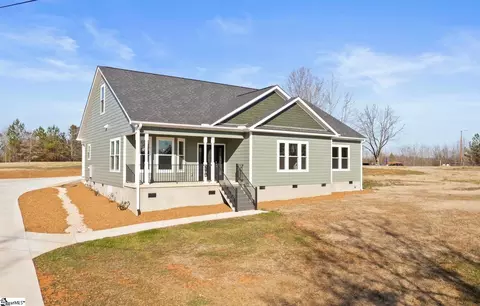 319 A Pine Log Ford Rd, Travelers Rest, SC 29690