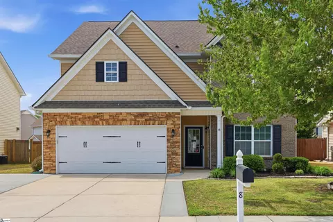 8 Valley Bluff Ln, Simpsonville, SC 29680