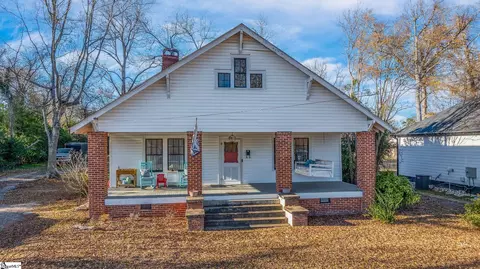 315 N Adair St, Clinton, SC 29325