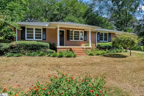 203 Maple Park Dr, Williamston, SC 29697