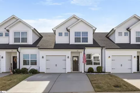 105 Aleppo Ln, Greer, SC 29651
