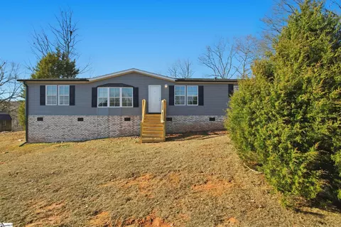 349 Camak Rd, Ware Shoals, SC 29692