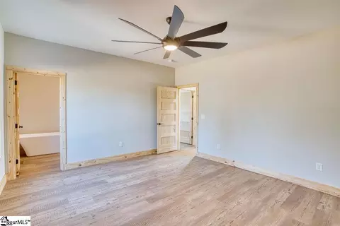 Bedroom - 242 Bailey Rd, Buffalo, SC 29321 photo 3 of 8