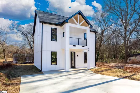 Exterior - 114 Harlem St, Easley, SC 29640 photo 3 of 3