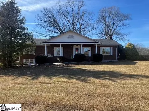 550 Pine Mountain Rd, Tamassee, SC 29686