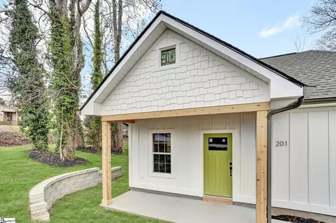 201 Stratford Rd, Greenville, SC 29605