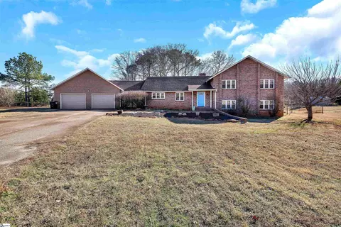 402 Devon Way, Anderson, SC 29621