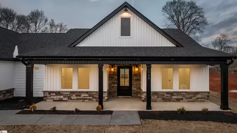 1746 Fish Camp Rd, Chesnee, SC 29323 photo 2