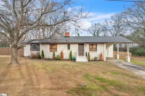 107 Mcneese Dr, Greenville, SC 29605