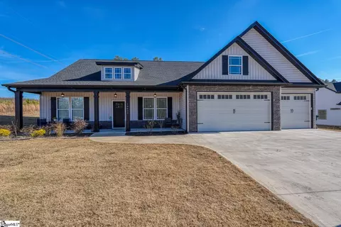 18630 Ashville Hwy, Campobello, SC 29322