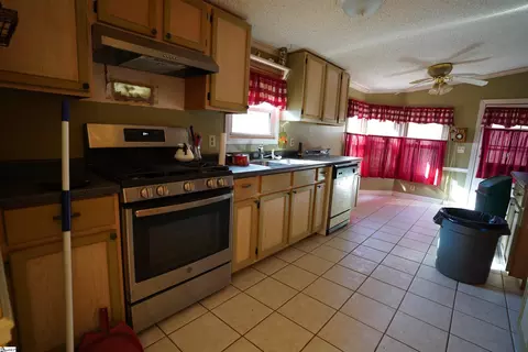 445 Brandy Ln, Pickens, SC 29671 photo 9