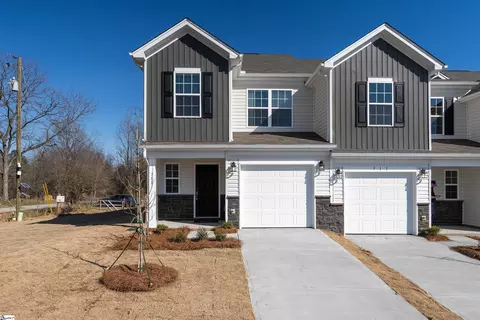 711 Mckissick Dr, Reidville, SC 29375
