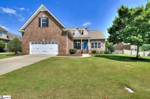 7 Dartford Ct, Easley, SC 29642