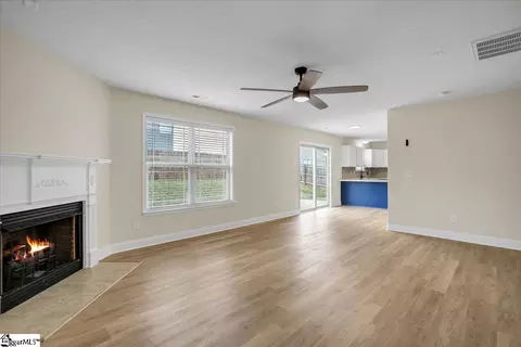 Living - 55 Nautical Dr, Greer, SC 29650 photo 8 of 8