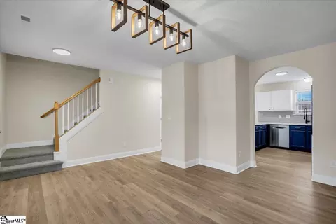 Living - 55 Nautical Dr, Greer, SC 29650 photo 4 of 8