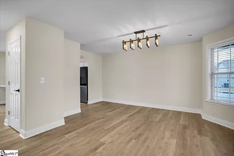 Living - 55 Nautical Dr, Greer, SC 29650 photo 2 of 8