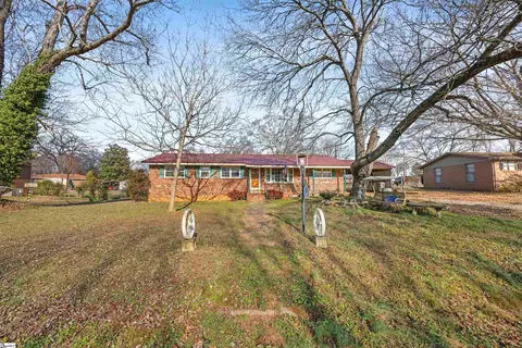 Exterior - 3 Durham Dr, Williamston, SC 29697 photo 7 of 7