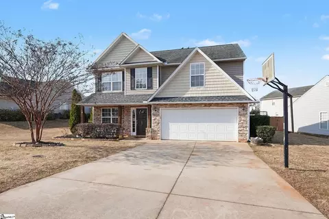 1007 Blythwood Dr, Piedmont, SC 29673