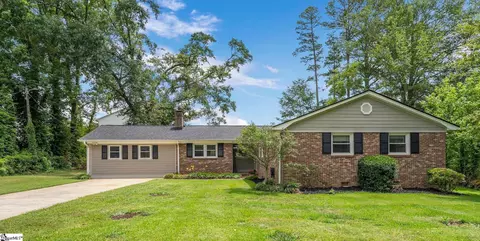 113 Carlton Dr, Mauldin, SC 29662