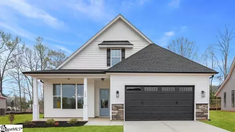 122 Watauga Rd, Fountain Inn, SC 29644