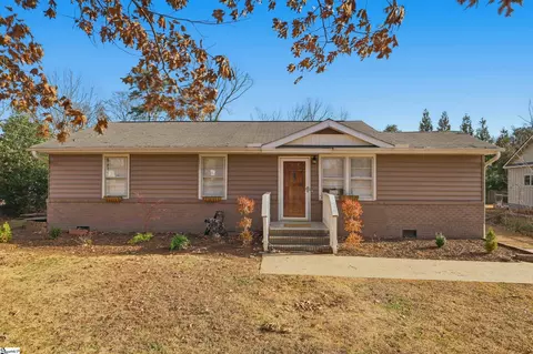 103 Fairlane Cir, Greenville, SC 29607