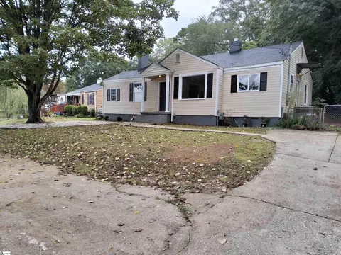 101 S Estate Dr, Greenville, SC 29605