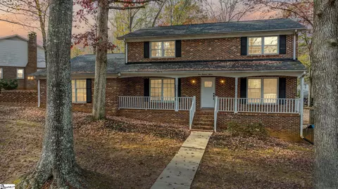 115 Oglewood Dr, Simpsonville, SC 29681