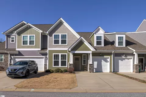 111 Creekhaven Ln, Taylors, SC 29687