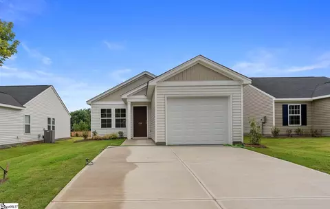 138 Cloverfield Ln, Spartanburg, SC 29303