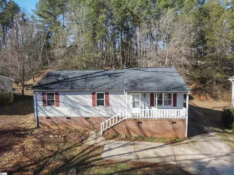 1514 Winding Way, Taylors, SC 29687