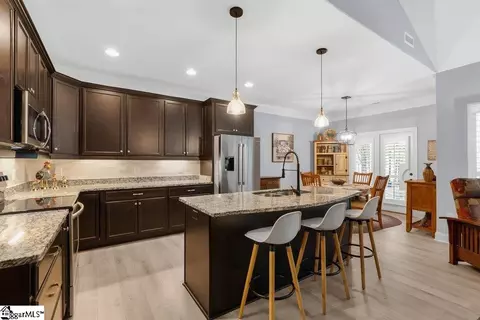66 Dendy St, Pelzer, SC 29669 photo 4