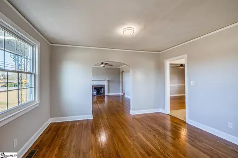 Living - 2502 Whitehall Ave, Anderson, SC 29621 photo 9 of 9