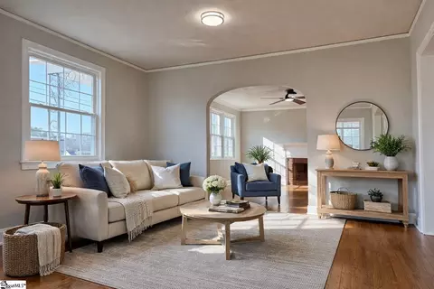 Living - 2502 Whitehall Ave, Anderson, SC 29621 photo 2 of 9
