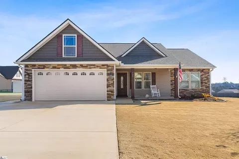 727 Shelburne Ln, Lyman, SC 29365