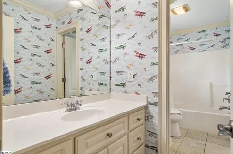 Bath - 205 Doonbeg Ct, Simpsonville, SC 29681 photo 4 of 7