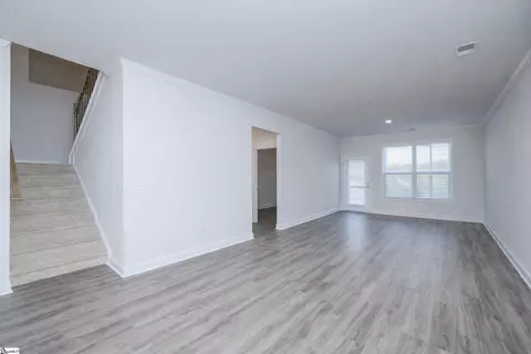 Living - 535 Yellow Fox Rd, Greer, SC 29650 photo 1 of 2