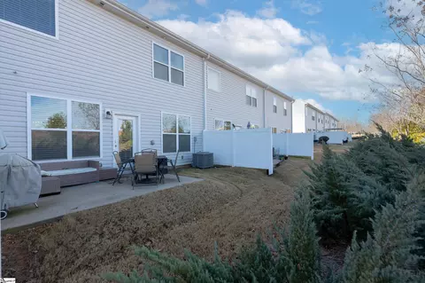 Exterior - 535 Yellow Fox Rd, Greer, SC 29650 photo 2 of 4